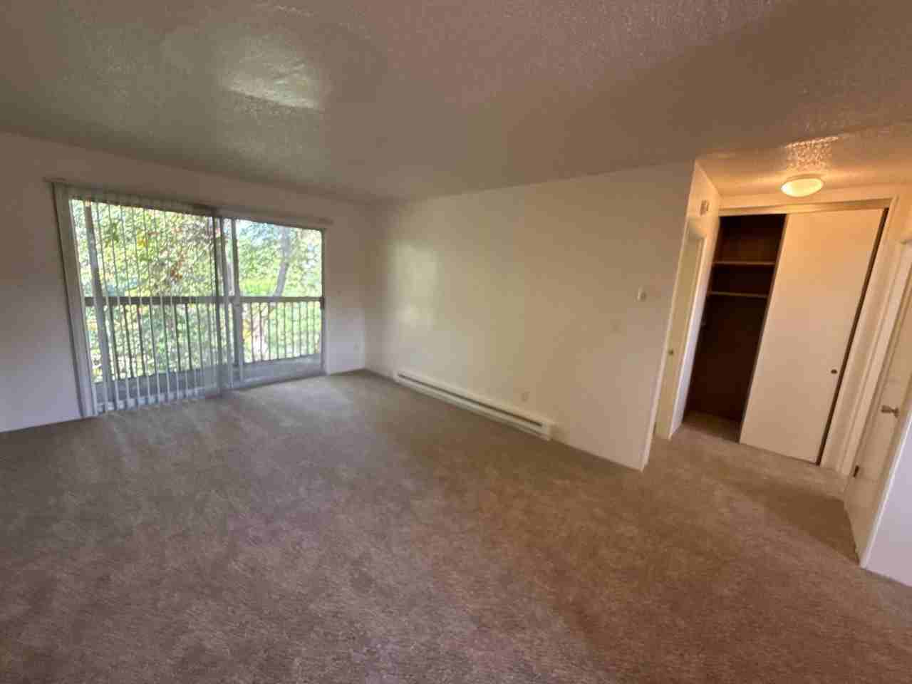 528 Sw Levens St #19 - Photo 3 of 16