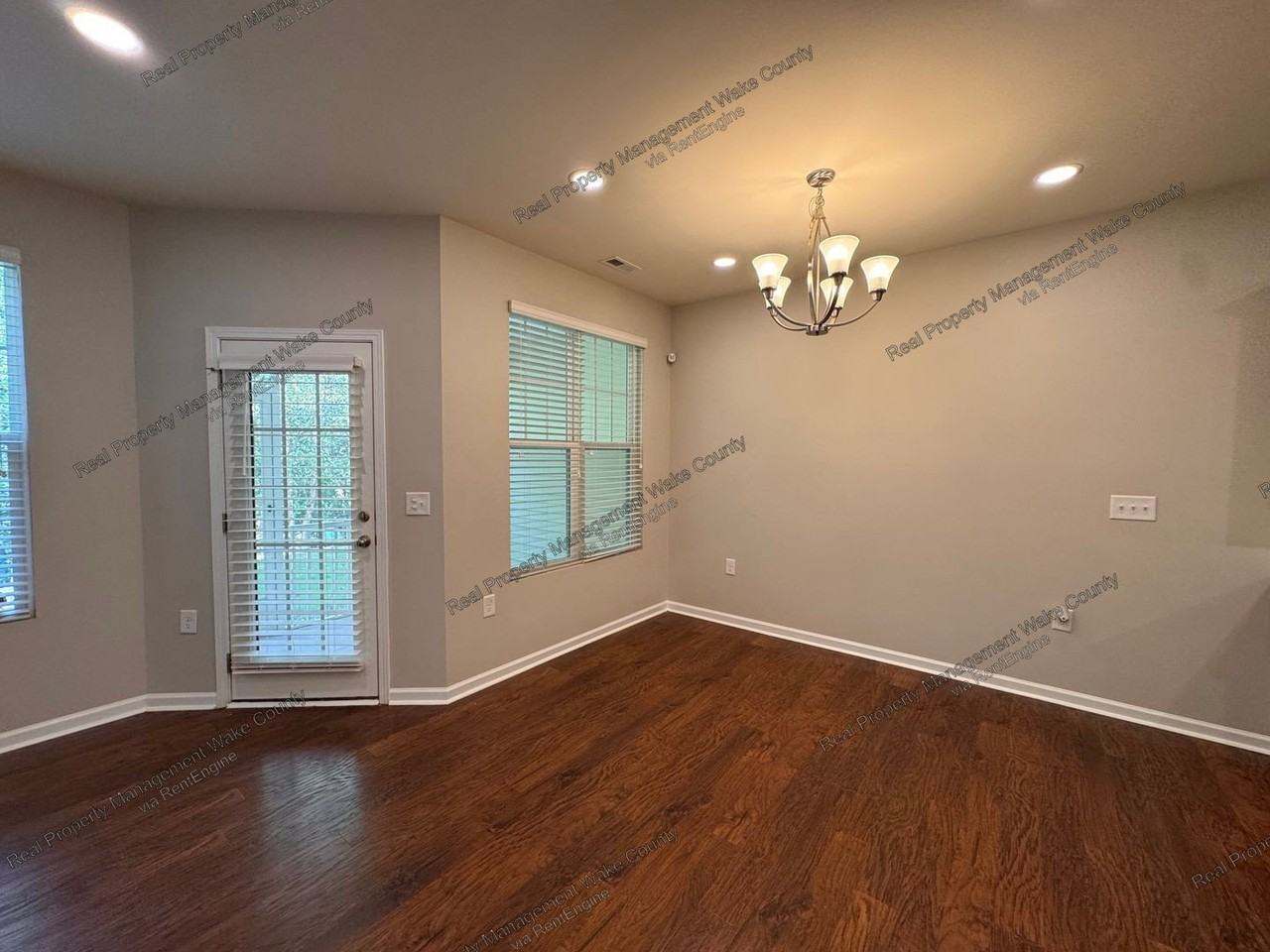 1113 Neighborly Way - Photo 2 of 42
