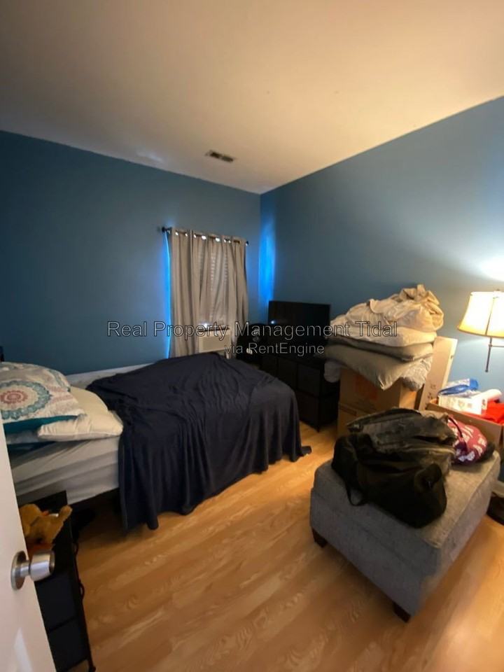 475 Crosland Ct - Photo 7 of 9
