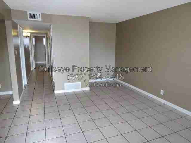 1901 S Farmer Ave #1901 - Photo 6 of 44