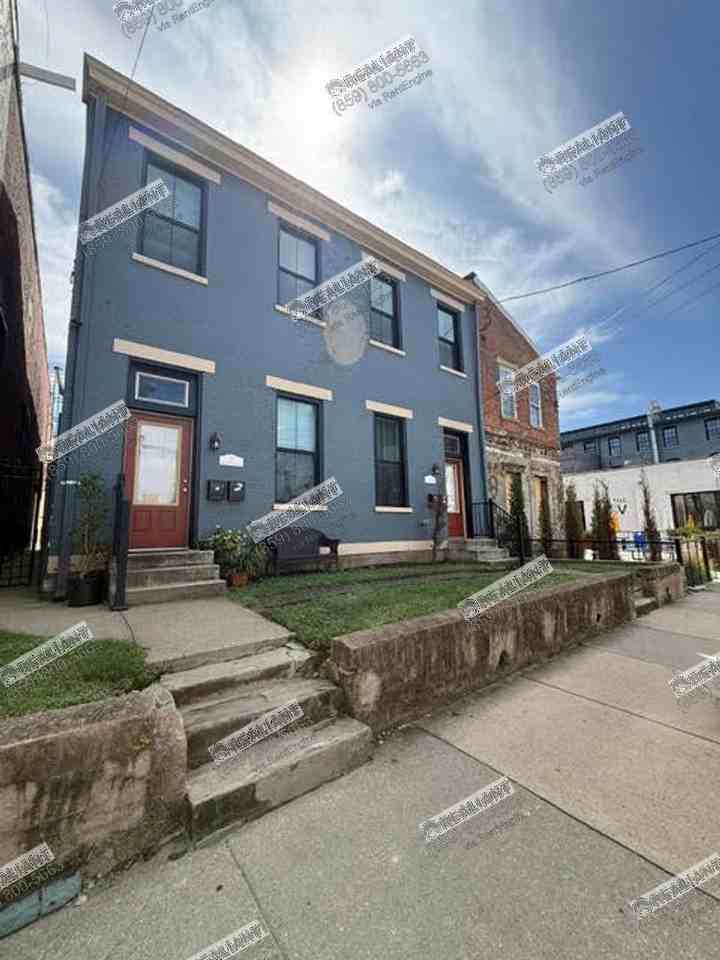 15 W 8th St #2 - Photo 2 of 7
