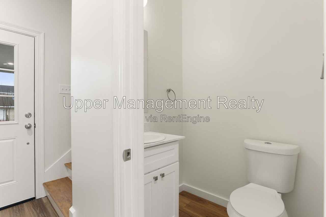 2914 Mandeville St #2912 - Photo 5 of 14