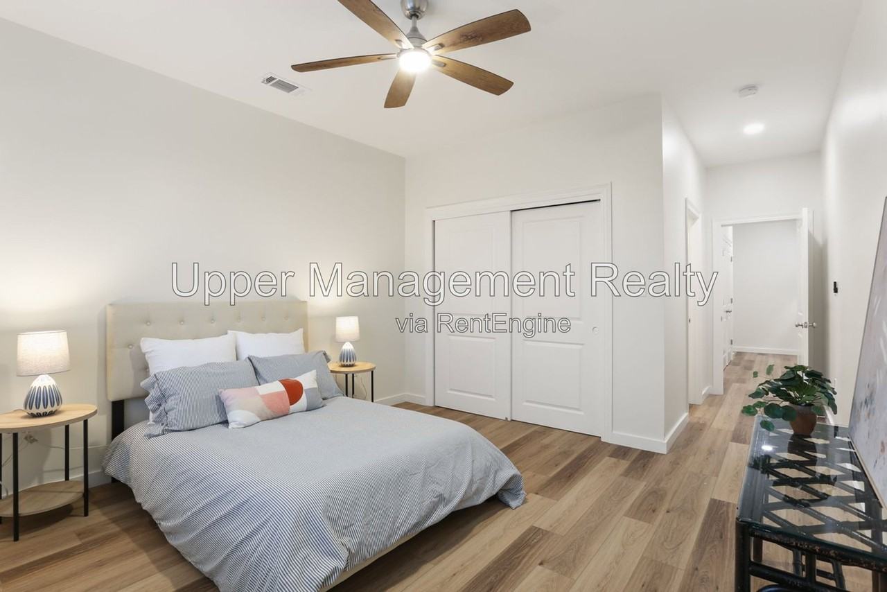 2914 Mandeville St #2912 - Photo 7 of 14