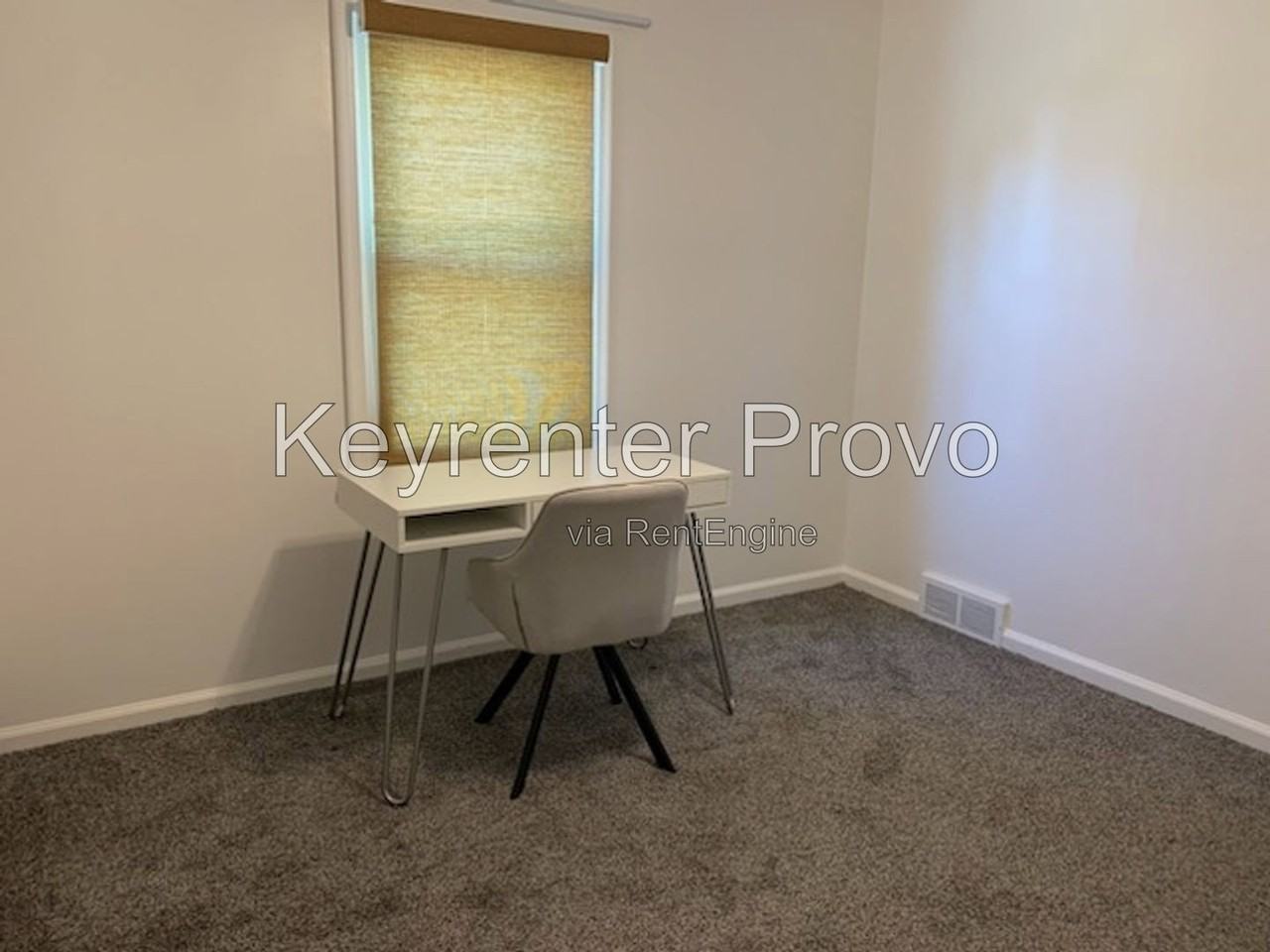 822 W 1280 N - Photo 6 of 16