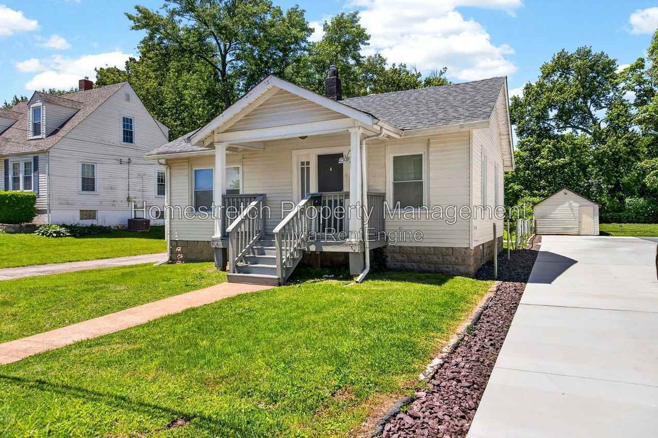 2309 Gaebler Ave - Photo 2 of 22