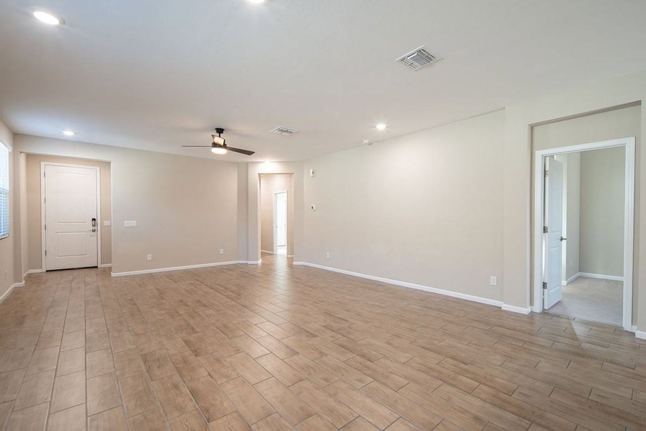 17370 W Via De Luna Dr - Photo 7 of 20