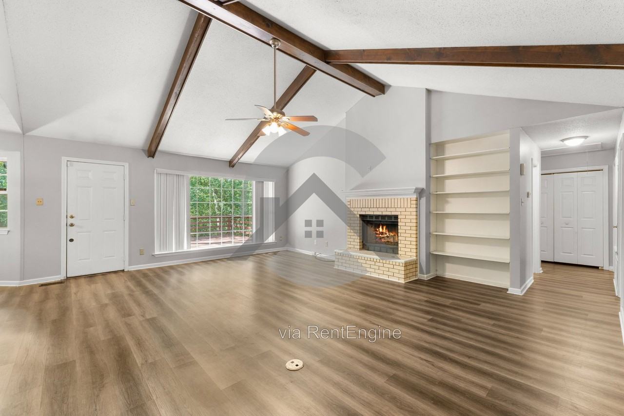 16 Scarlet Maple Ct - Photo 2 of 15