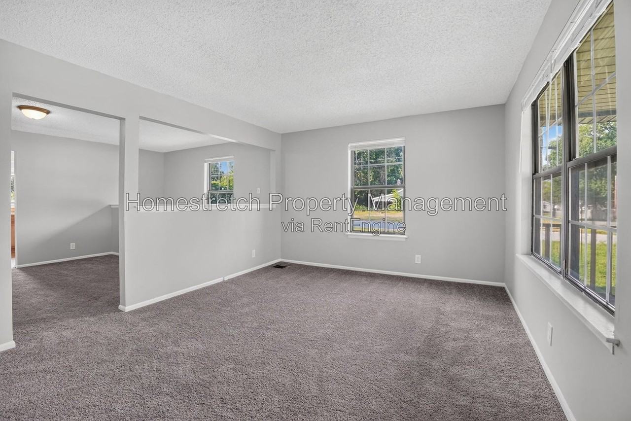 10063 Northgate Dr - Photo 4 of 26