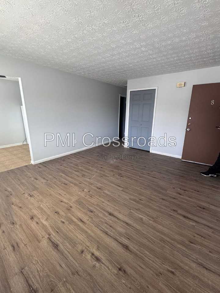 1806 Whipple Ave Nw #8 - Photo 2 of 17