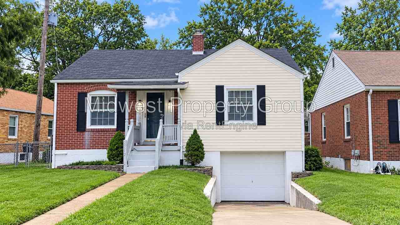 2712 Wismer Ave - Photo 2 of 2