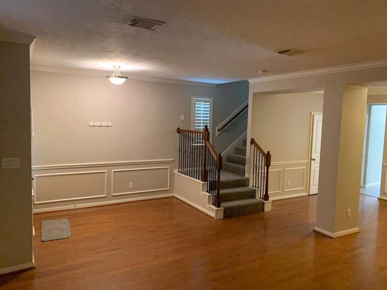 919 Fisher St #D - Photo 3 of 41