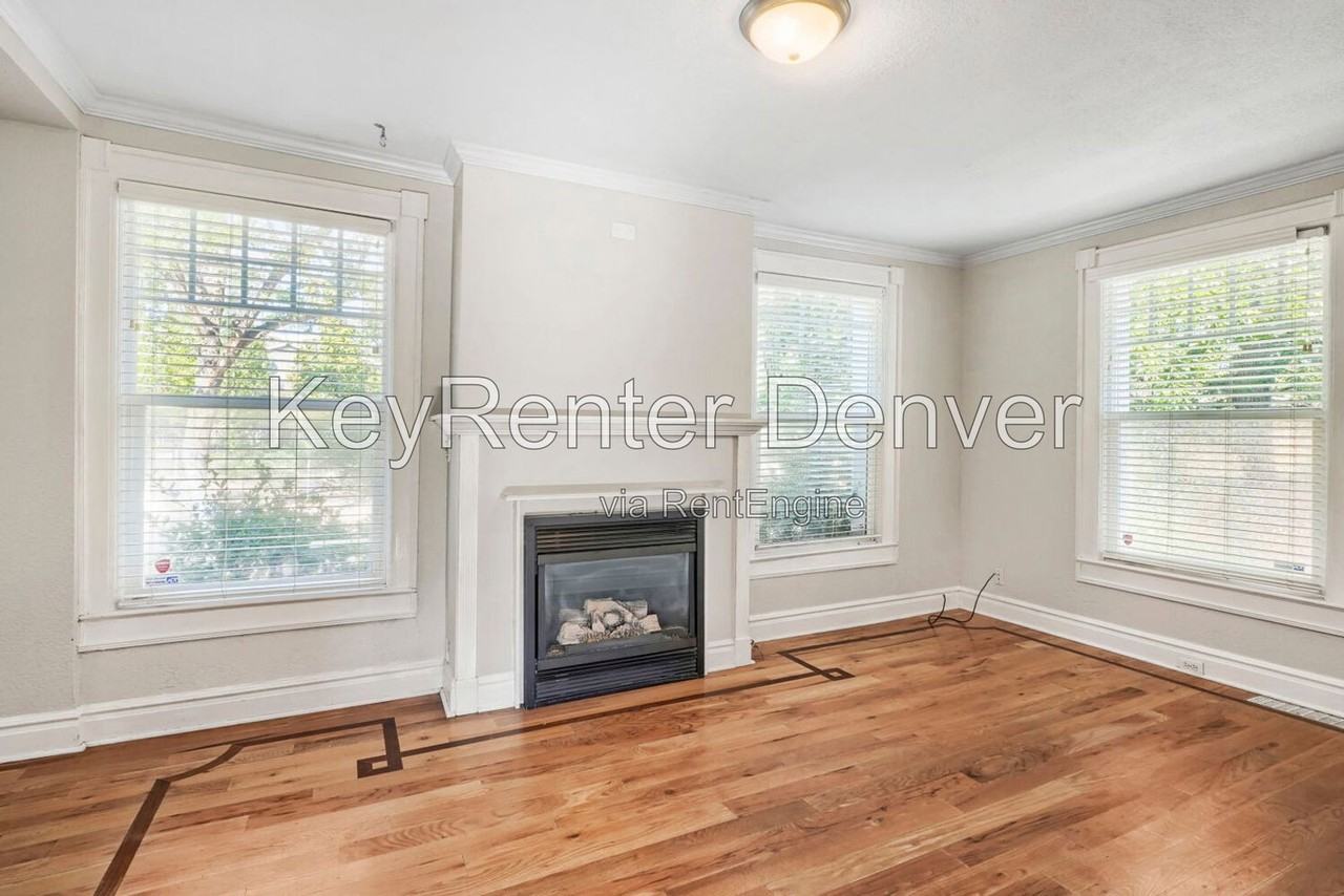 1414 N Clarkson St - Photo 5 of 18
