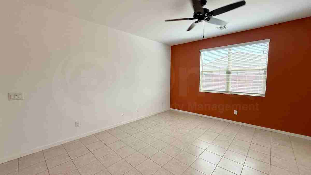 7057 E Mallard Ct - Photo 5 of 18