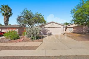 featured image of 8871 E Citrus Tree Dr