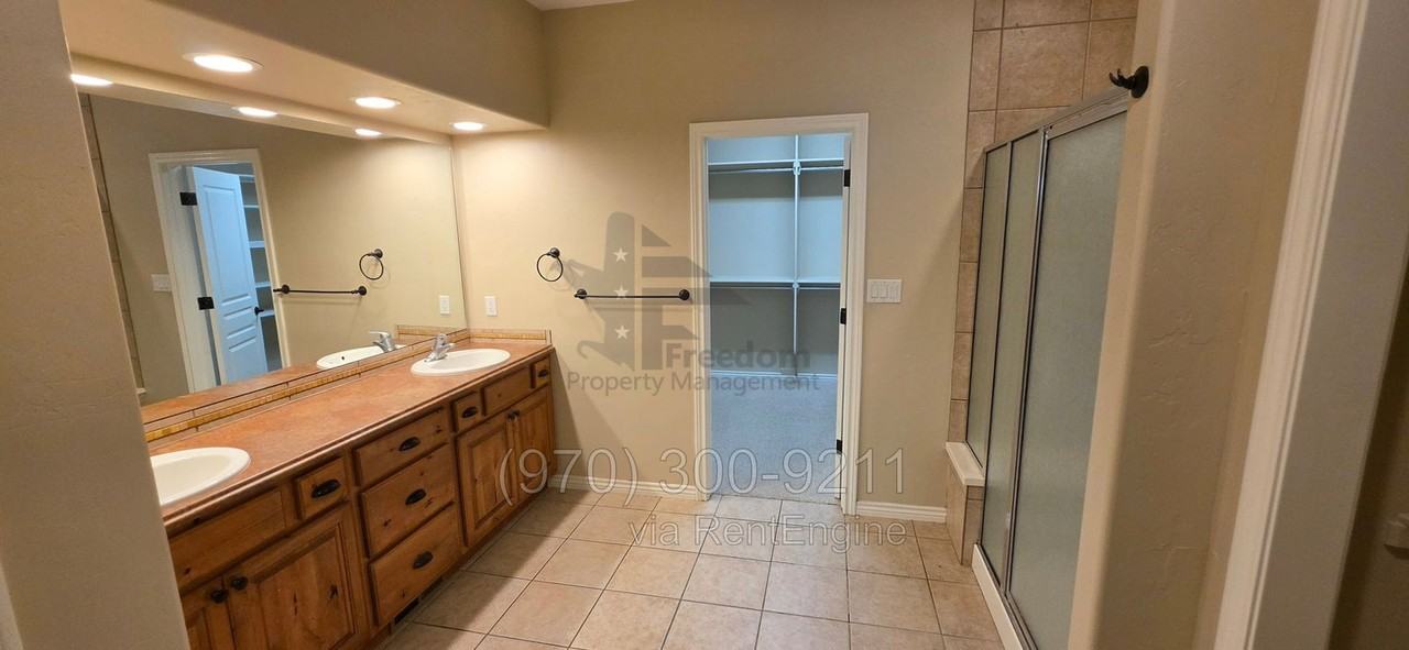 2690 Summer Hill Ct - Photo 7 of 10