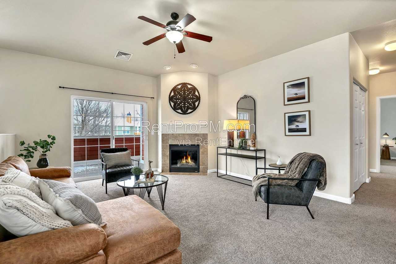 2514 Owens Ave #204-1 - Photo 6 of 38