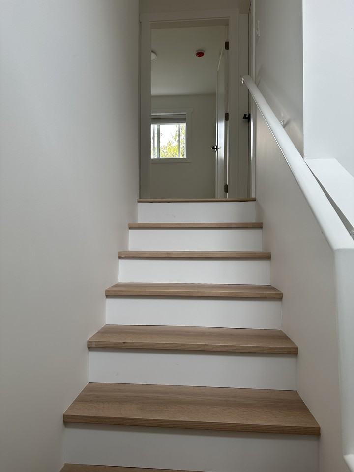 1004 East 37th Avenue - Photo 2 of 25