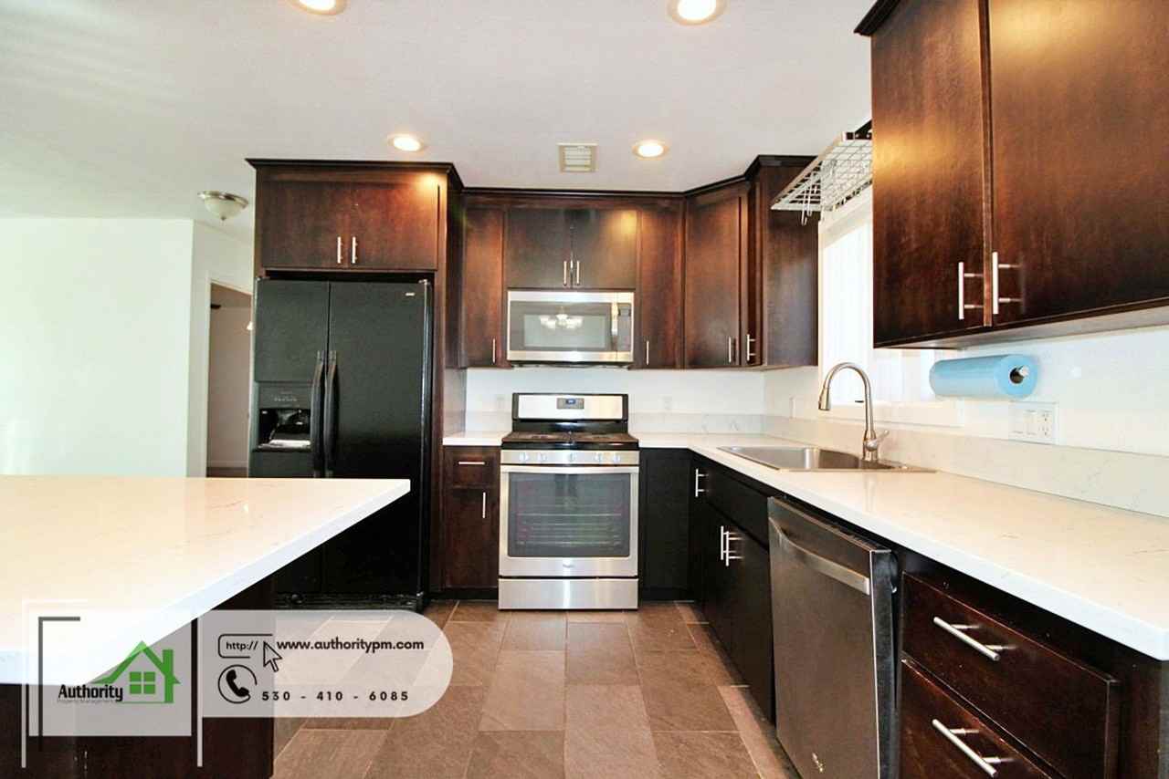 1225 Washington Ave - Photo 7 of 16