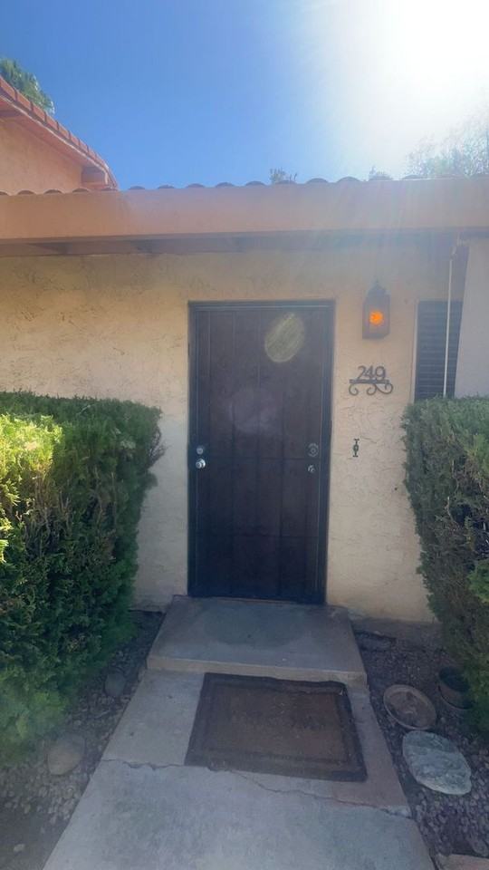 249 W Alexander Ave - Photo 3 of 18