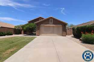 9112 E Hillview Cir - Photo 1 of 1