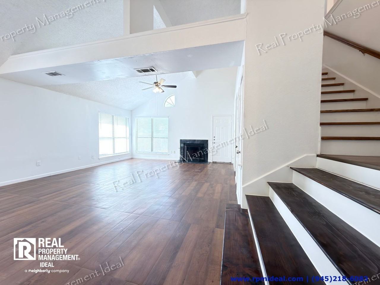 1801 Quail Run Dr - Photo 3 of 25