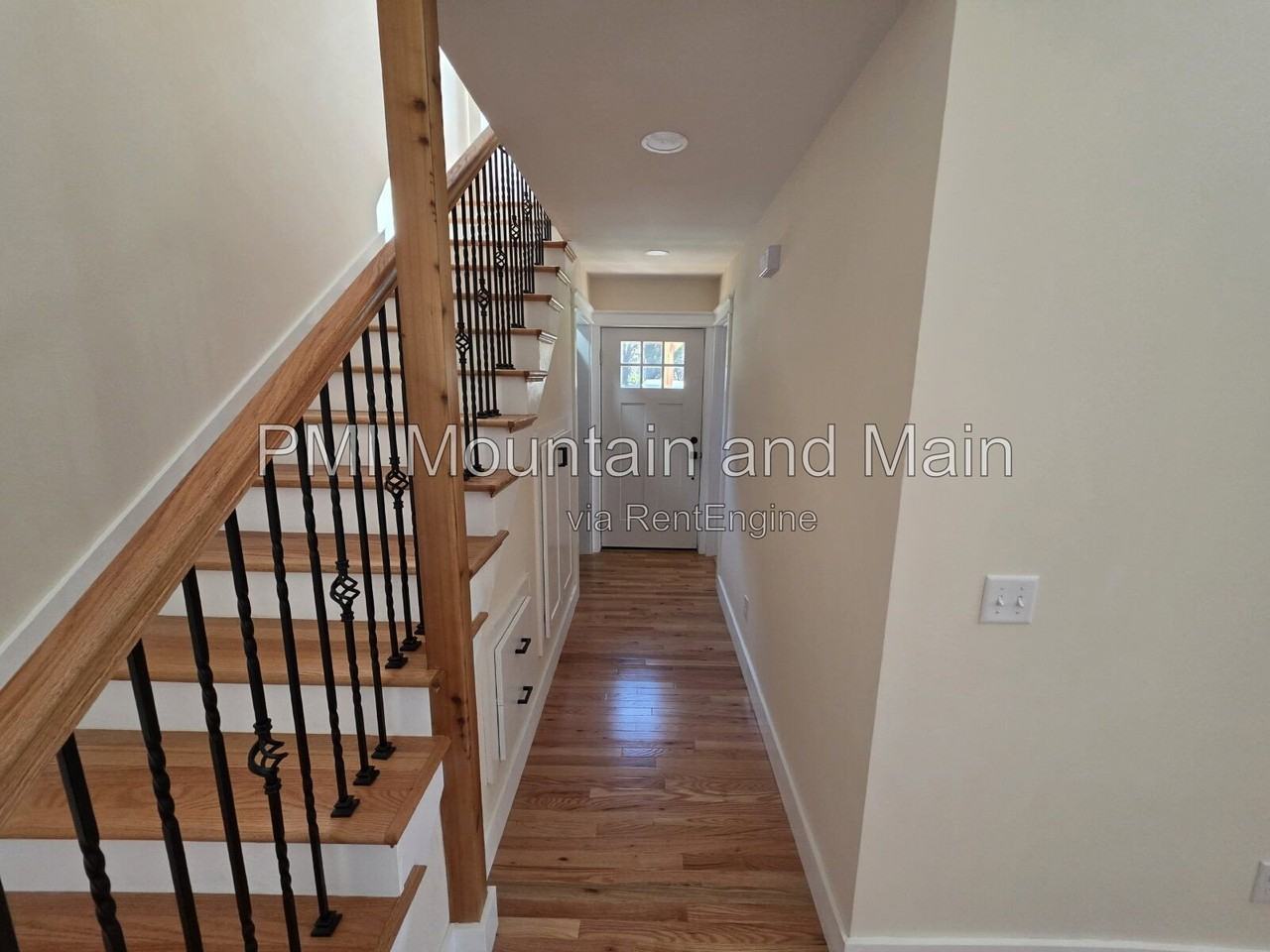104 Perennial Gardens Ln - Photo 4 of 33