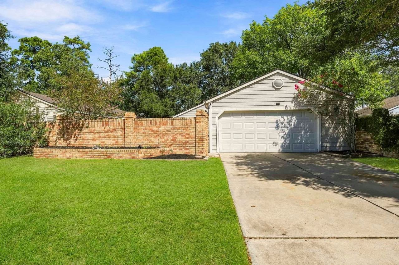 69 Wind Whisper Ct - Photo 2 of 25