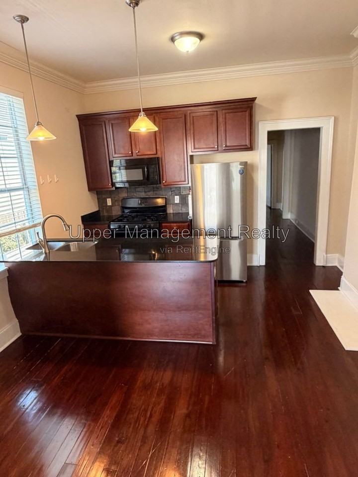 1903 Fern St - Photo 3 of 12