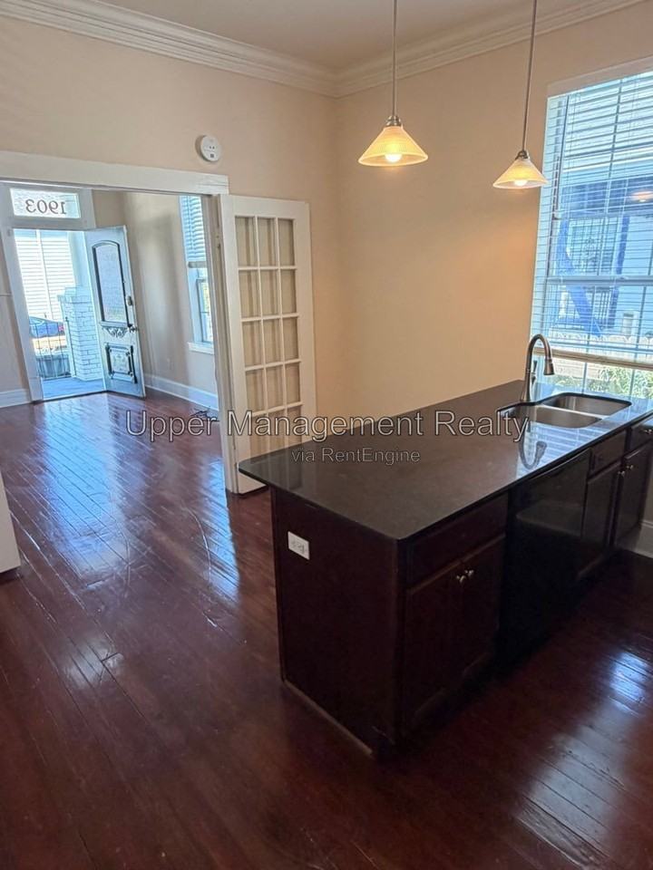1903 Fern St - Photo 4 of 12