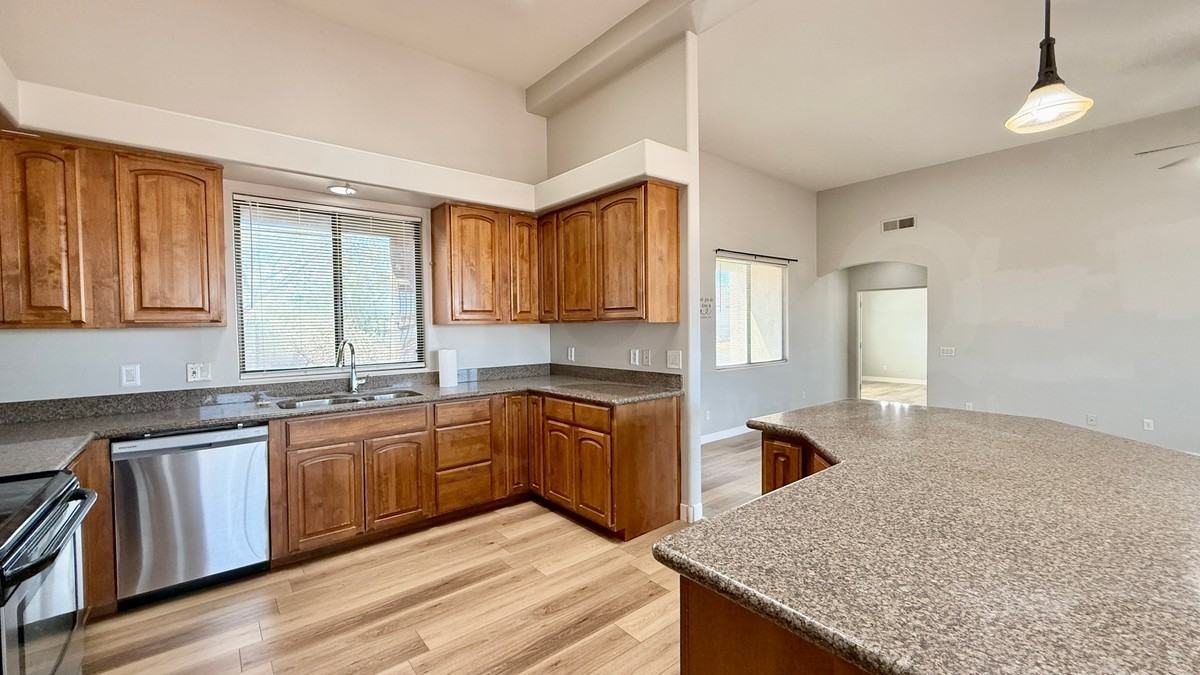 29106 N 223rd Dr - Photo 6 of 25