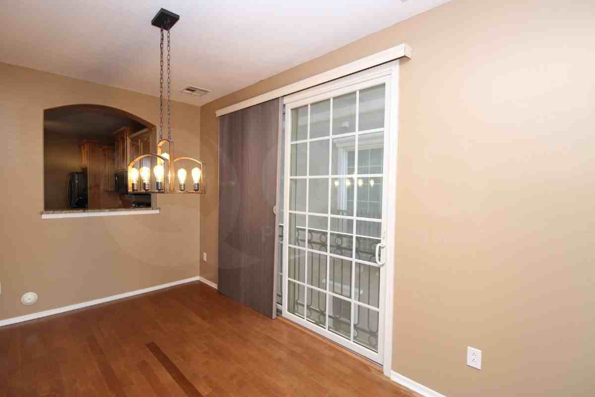 2619 S Balsam Dr - Photo 6 of 26