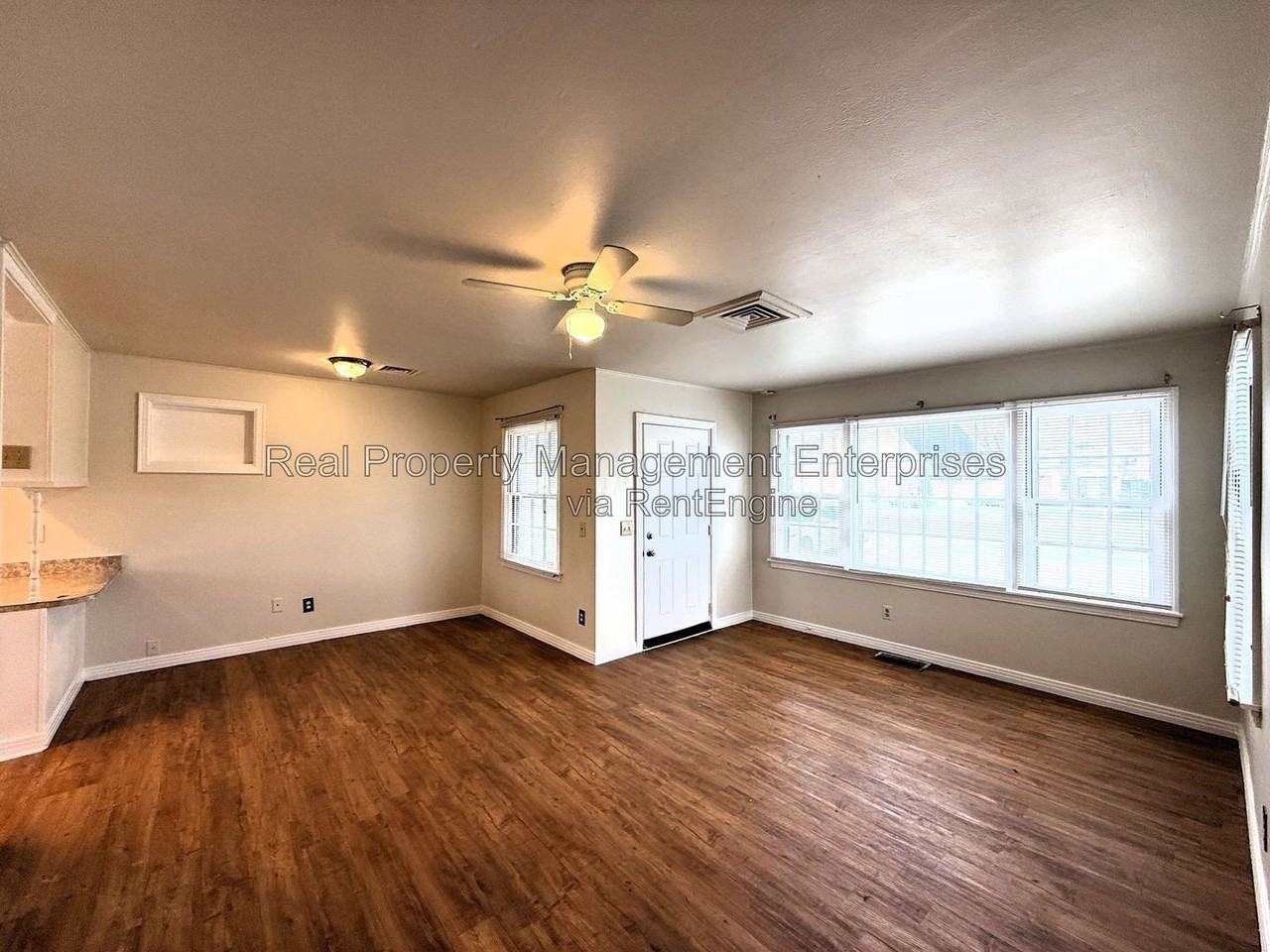 3132 Nw 50th St - Photo 3 of 16