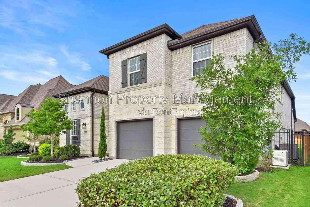 28080 Woodland Bend Way - Photo 3 of 38