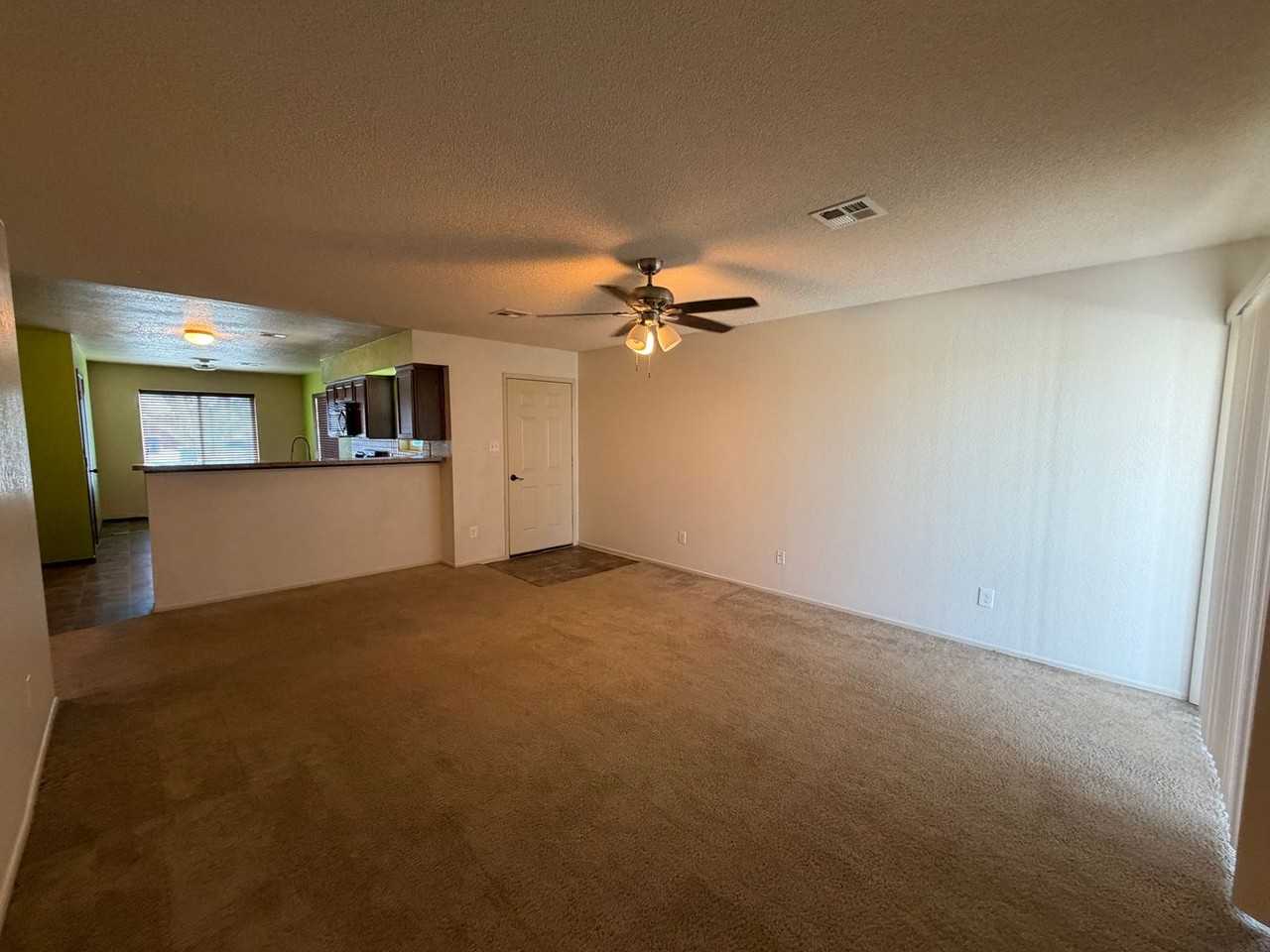 7258 E 36th Pl - Photo 5 of 30