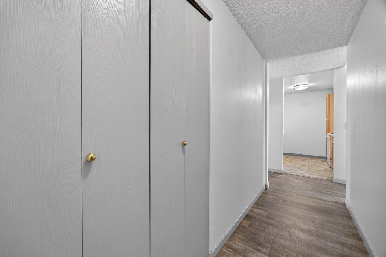 3430 I St Ne - Photo 2 of 21