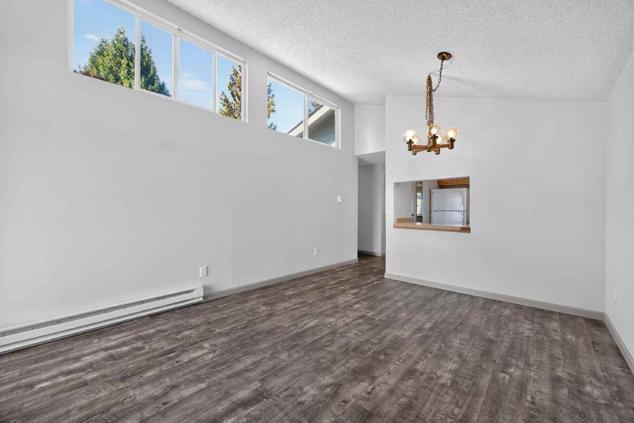 3430 I St Ne - Photo 6 of 21