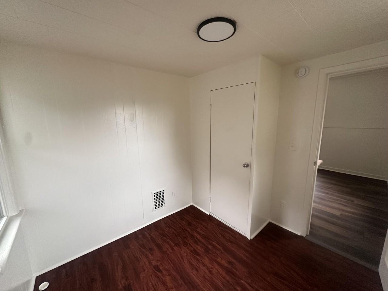 32 Alice St #DOWN - Photo 6 of 10