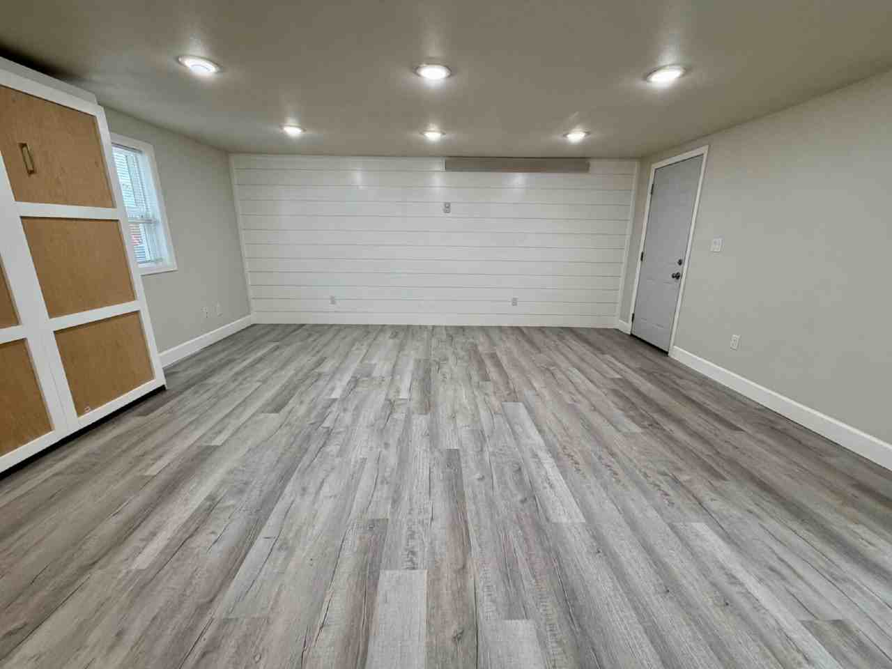 1006 W 30th St Apt B - Photo 3 of 10