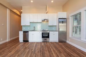 featured image of 427 38th St