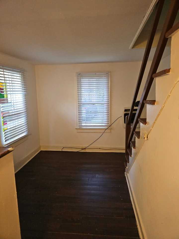 46 1/2 Vanderhorst St #A - Photo 3 of 20
