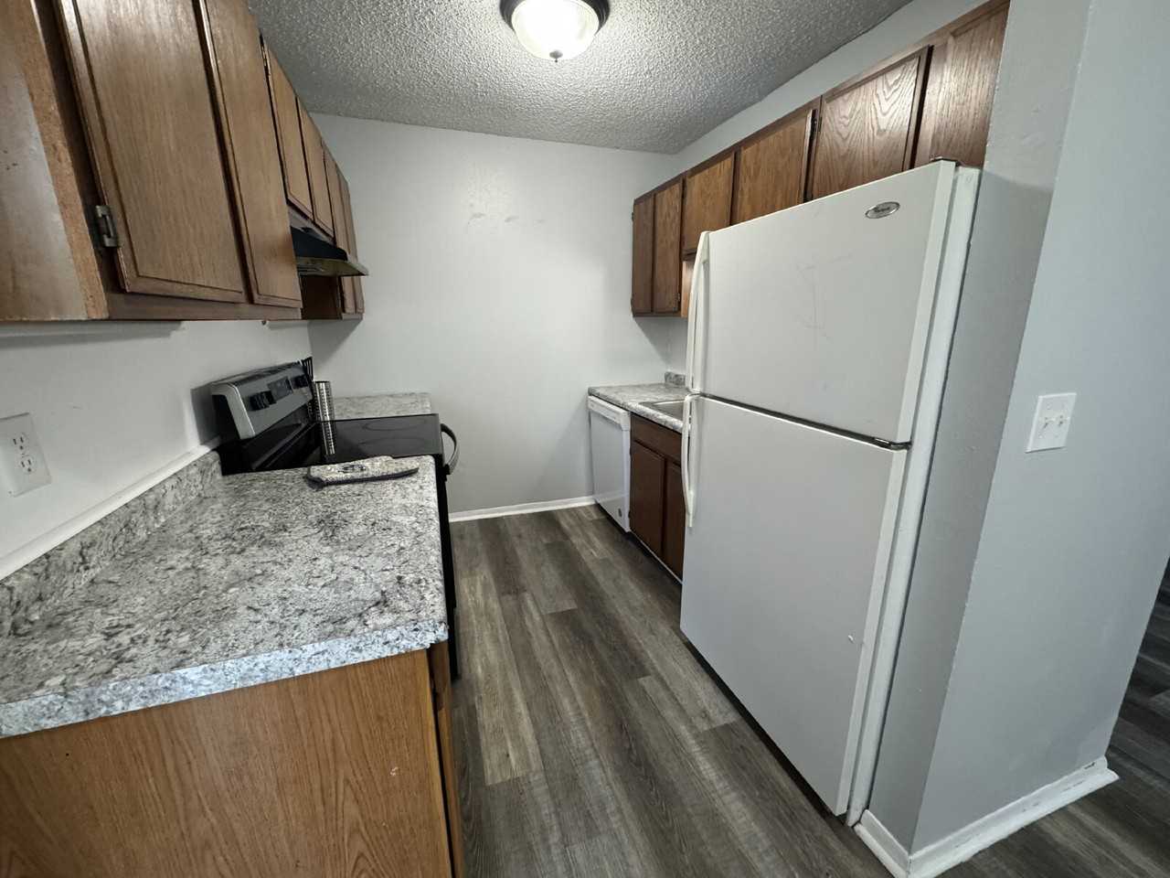 1610 S Spring St #D - Photo 4 of 11