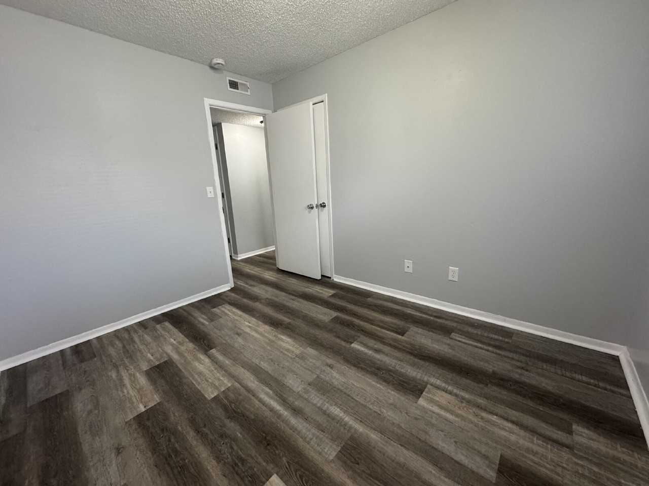 1610 S Spring St #D - Photo 7 of 11