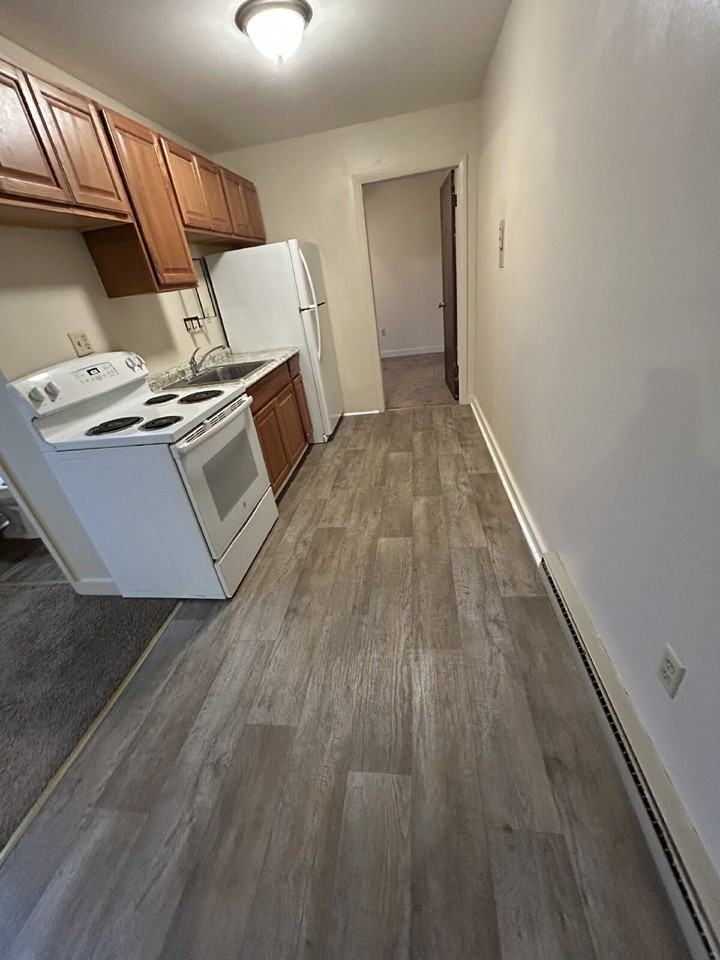 3602 Retsof Rd #4 - Photo 4 of 7