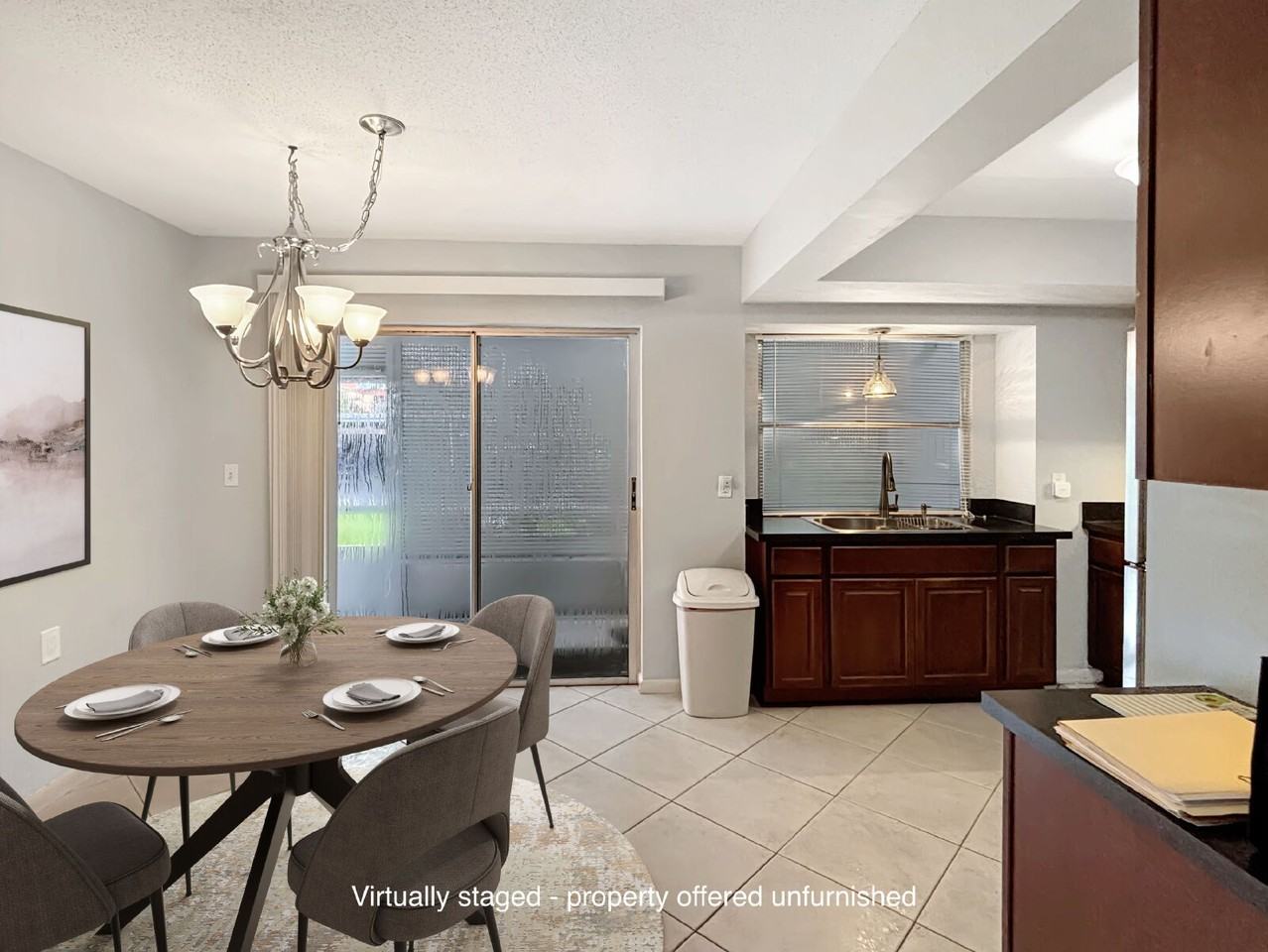3154 Meridian Way S Apt 6 - Photo 3 of 24