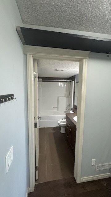 3112, 115 Prestwick Villas SE - Photo 2 of 9