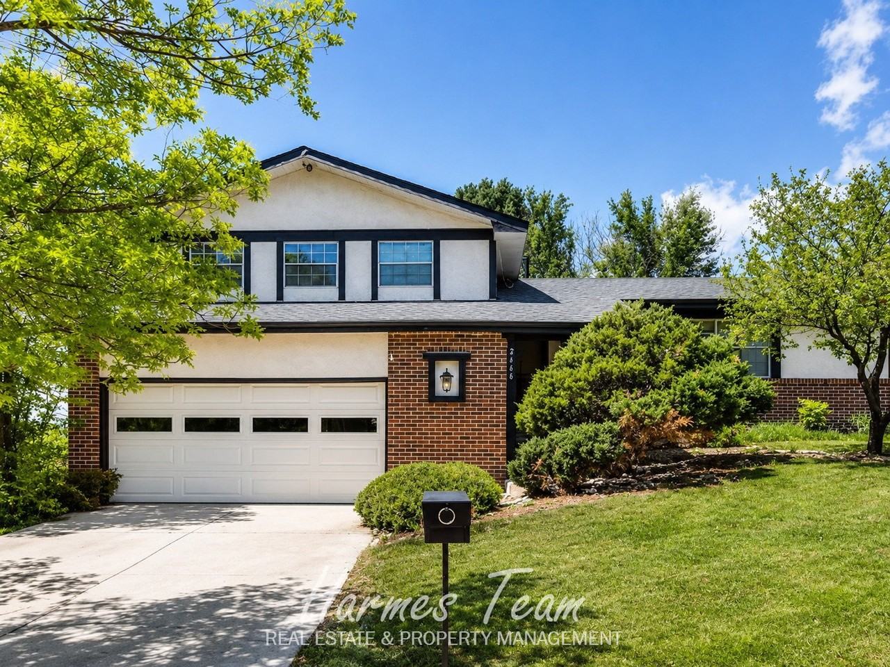 2660 Villa Loma Dr
