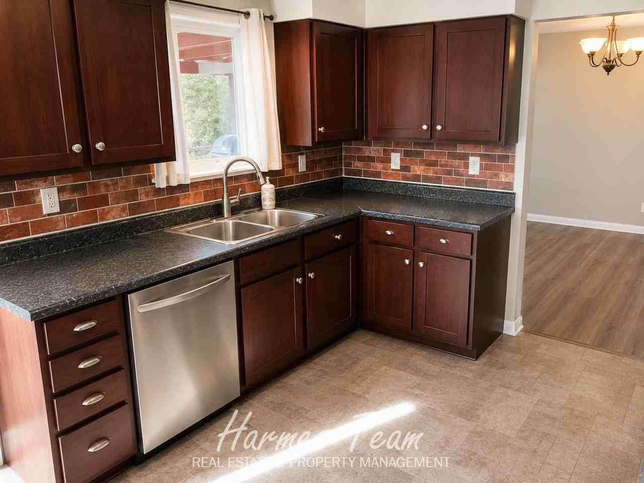 2660 Villa Loma Dr - Photo 7 of 33