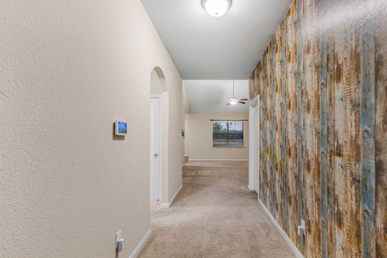 1401 Park Trails Blvd - Photo 2 of 50