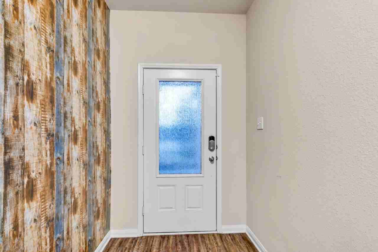 1401 Park Trails Blvd - Photo 3 of 50