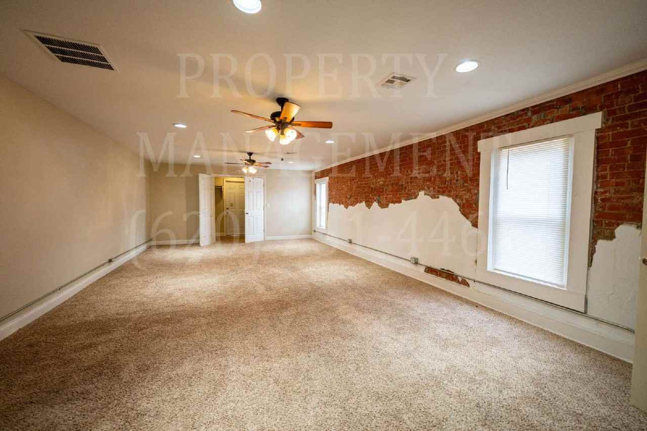 215 W 4th Ave Apt 1 - Photo 2 of 35